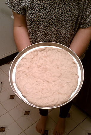 Spread Pizza Dough